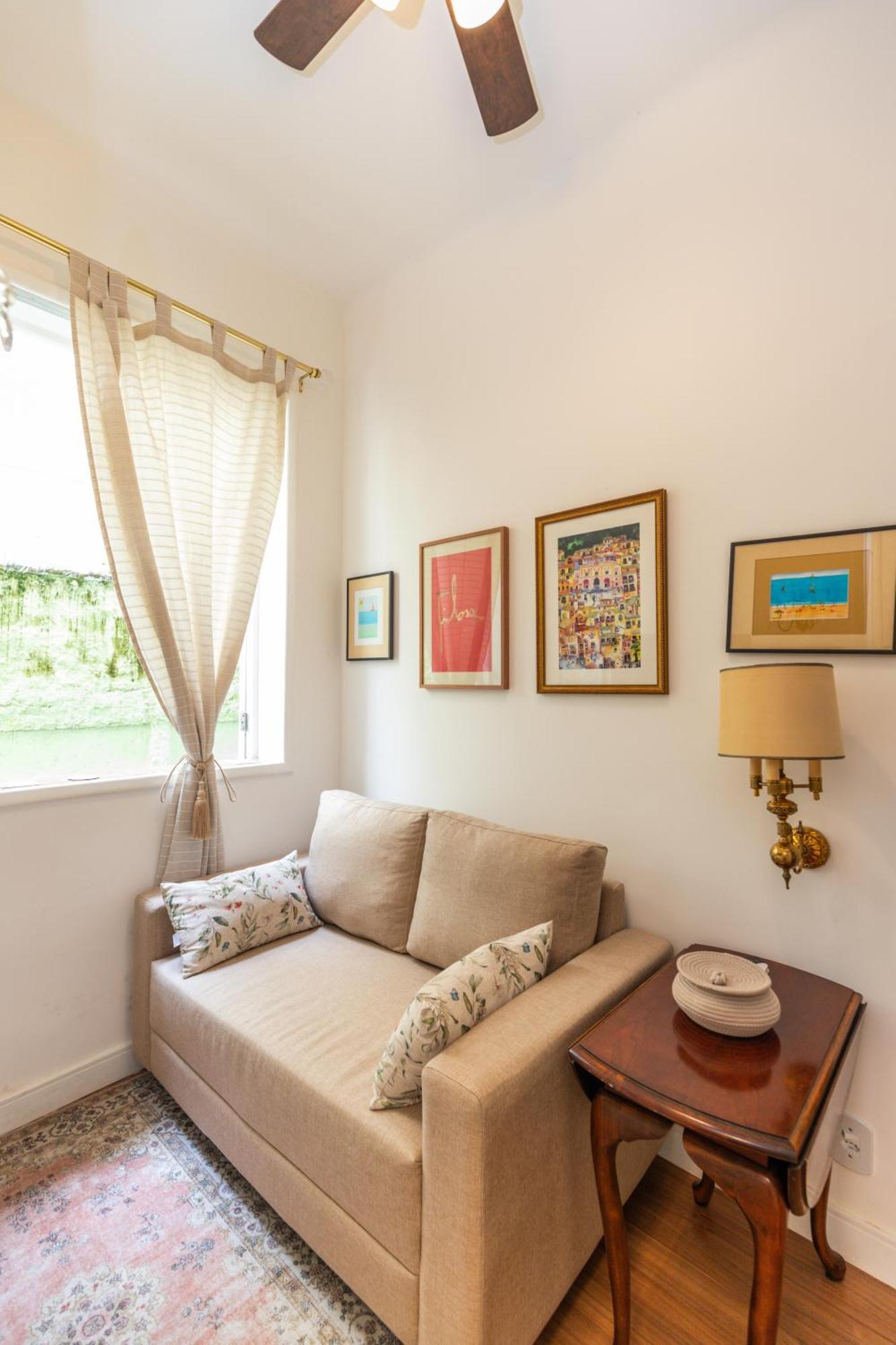 107 Encanto Do Leblon Apartamento